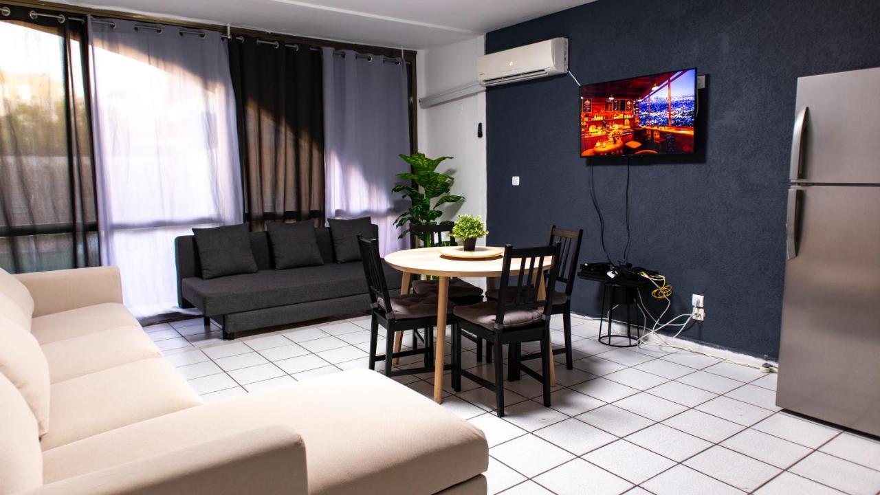 Grey House Apartment Eilat Exterior photo